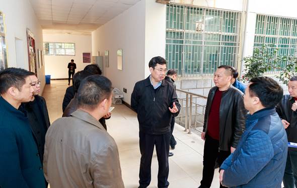 http://news.hnist.cn/__local/3/42/F7/58F9D146A7E0FD52C61266C0690_E317FAE3_39355C.jpg